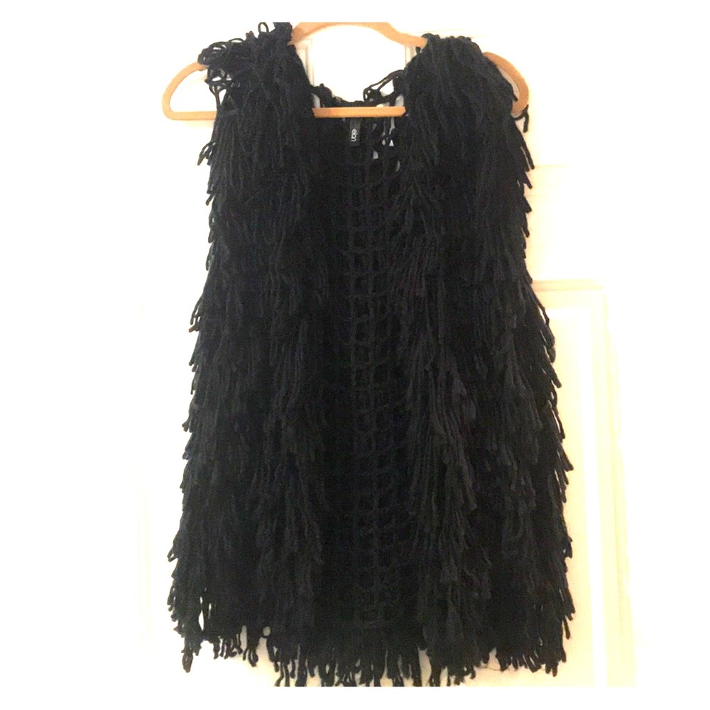 Black Shag Vest